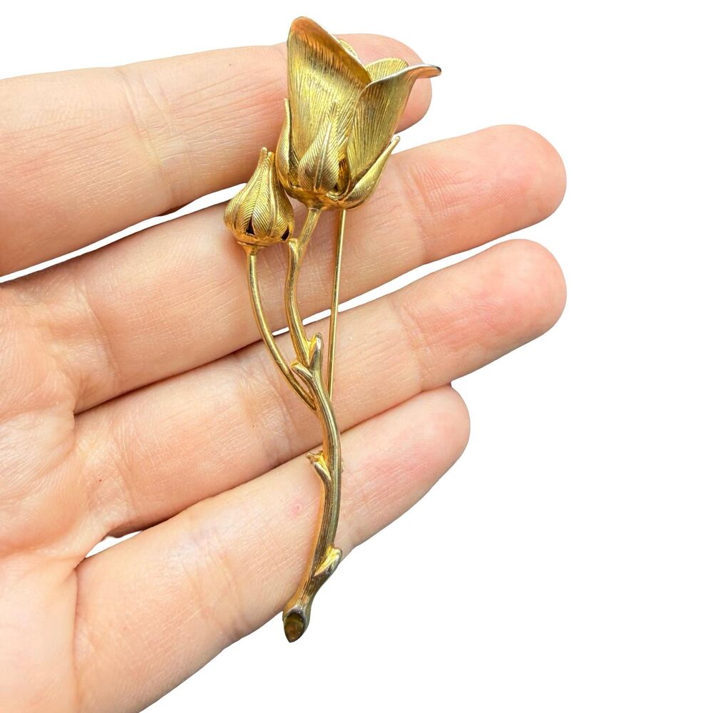 Vintage Jewelry Gold Tone Rose brooch rose pin